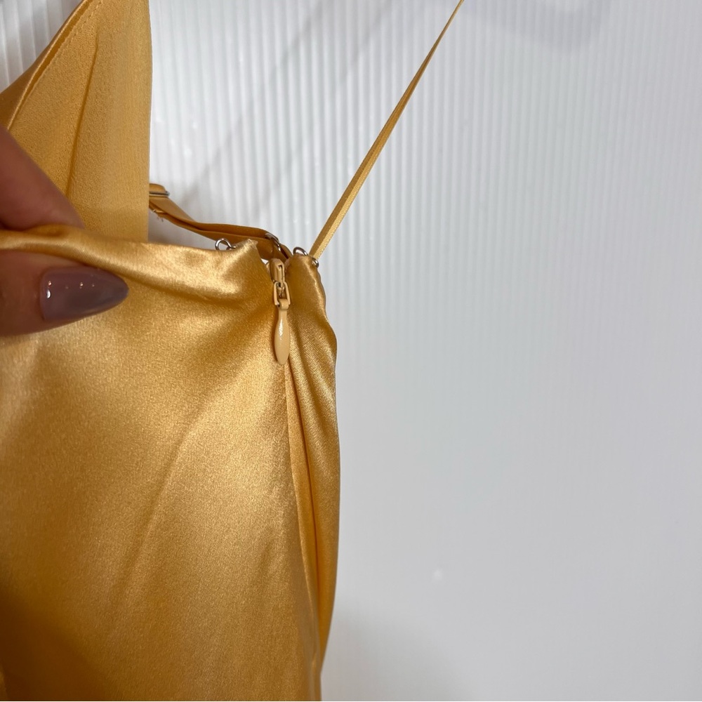 NWT REFORMATION Myla Silk Dress in Sunshine. Size 2 - Picture 11 of 14